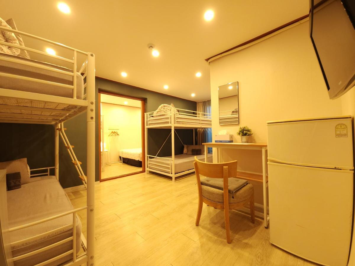 Oyo Rooftop Hostel Seul Zewnętrze zdjęcie