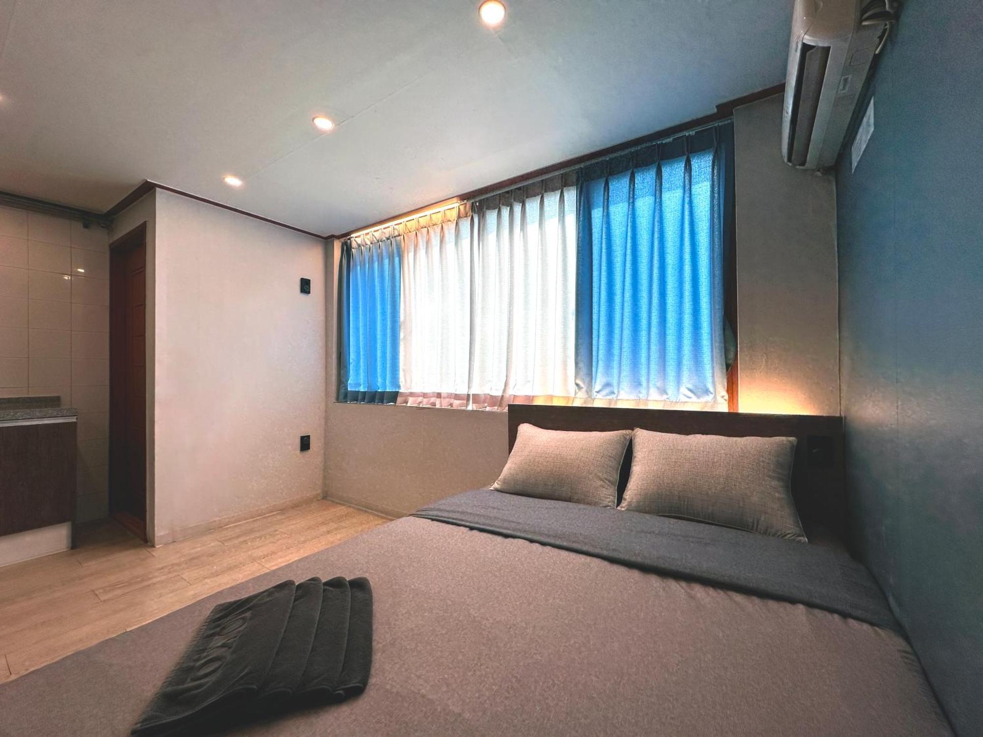Oyo Rooftop Hostel Seul Zewnętrze zdjęcie